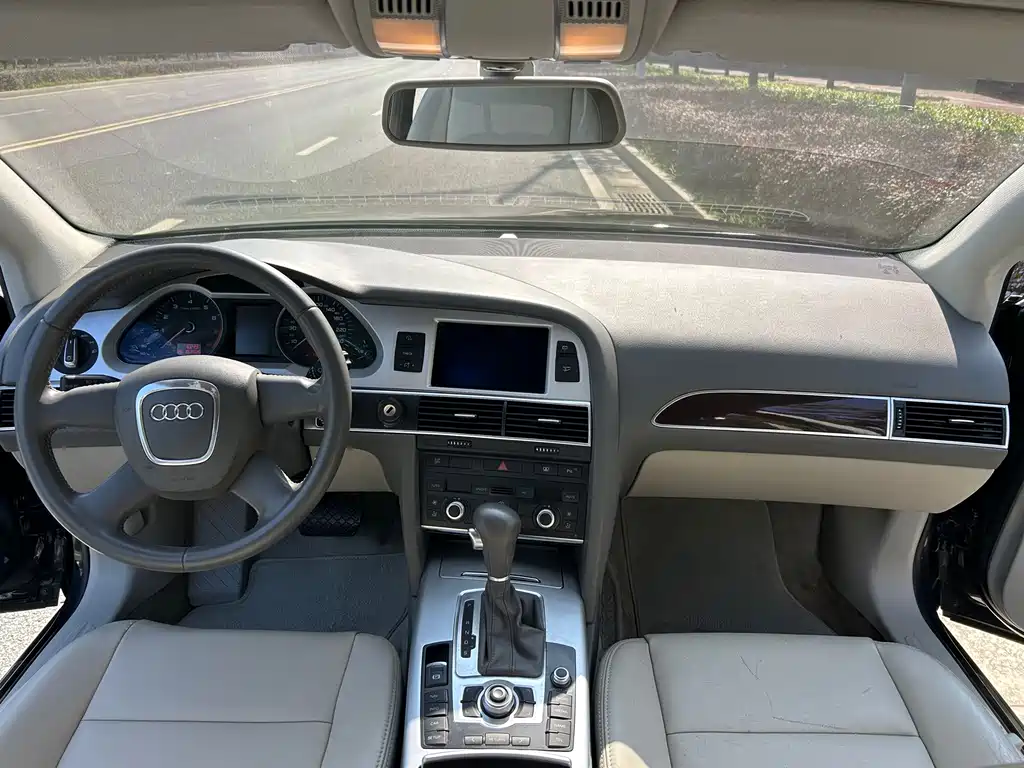 Audi A6L — миниатюра 9