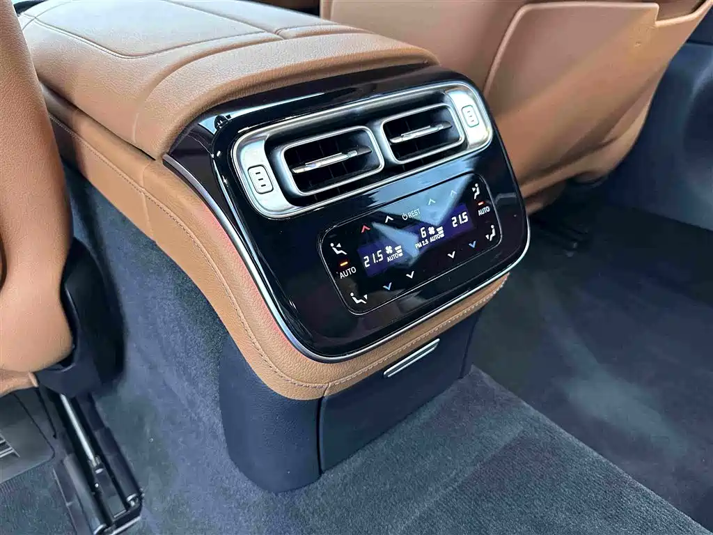 Mercedes-Benz S-Class — миниатюра 20
