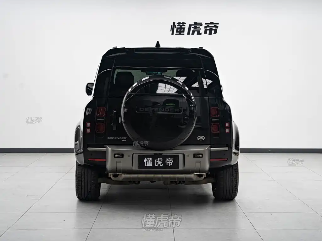 Land Rover Defender — миниатюра 7