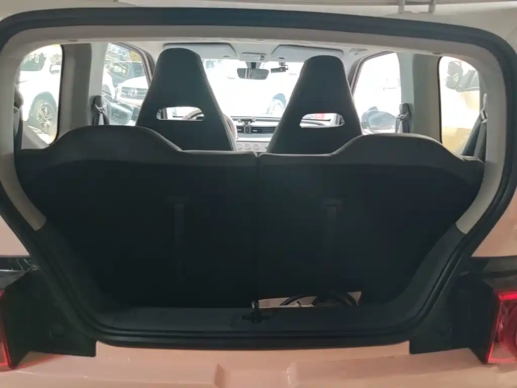 Wuling MINIEV — миниатюра 19