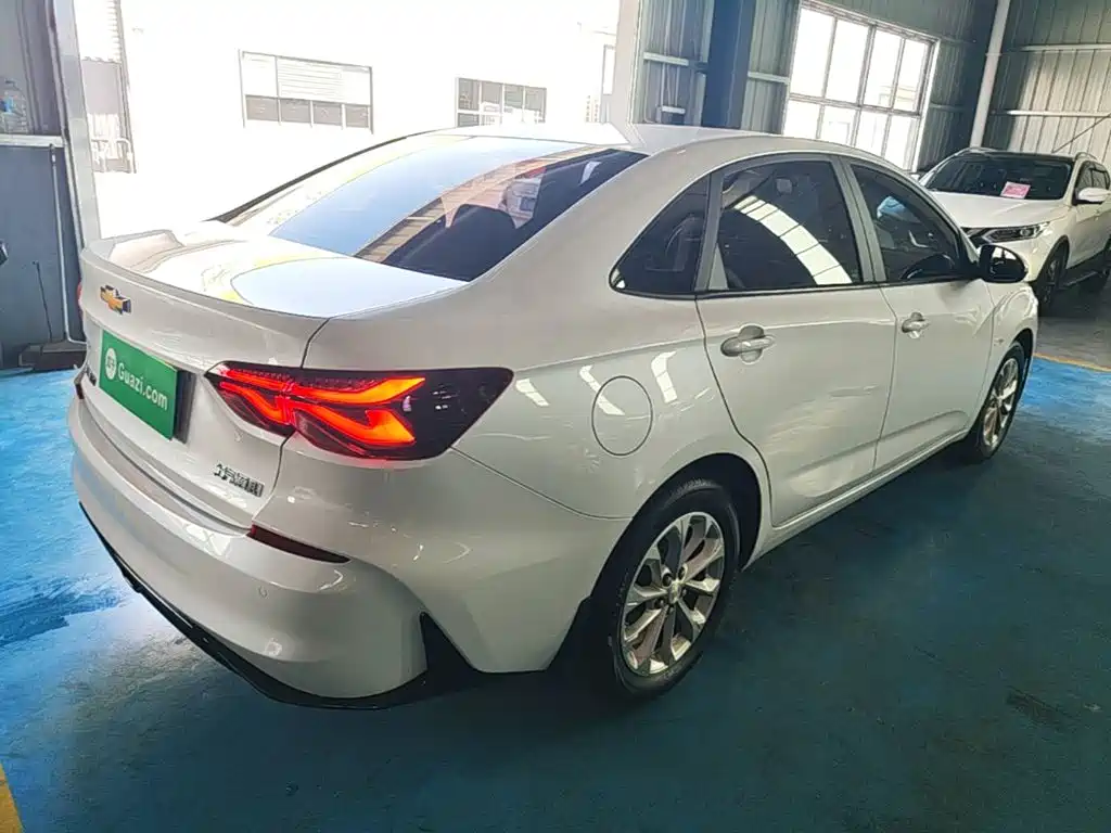 Chevrolet Monza — миниатюра 7
