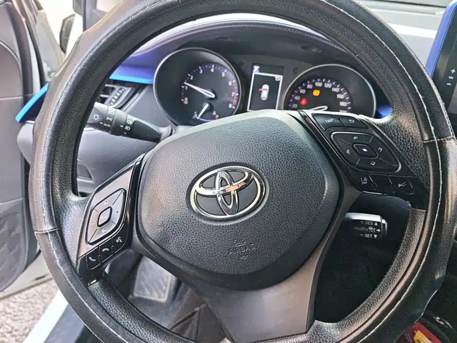 Toyota C-HR — миниатюра 15