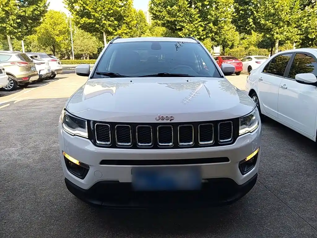 Jeep Compass — миниатюра 3