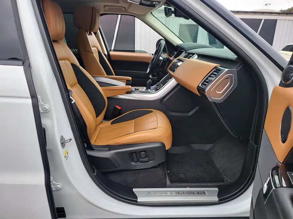 Land Rover Sport — миниатюра 9