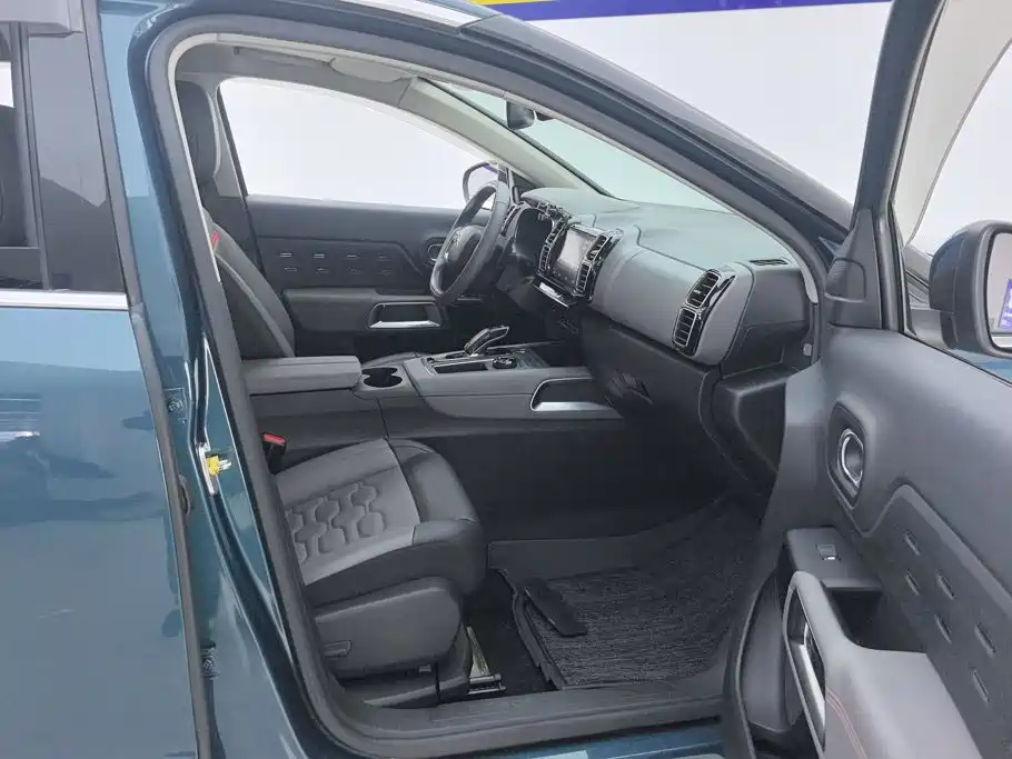 Citroen C5 AIRCROSS — миниатюра 8