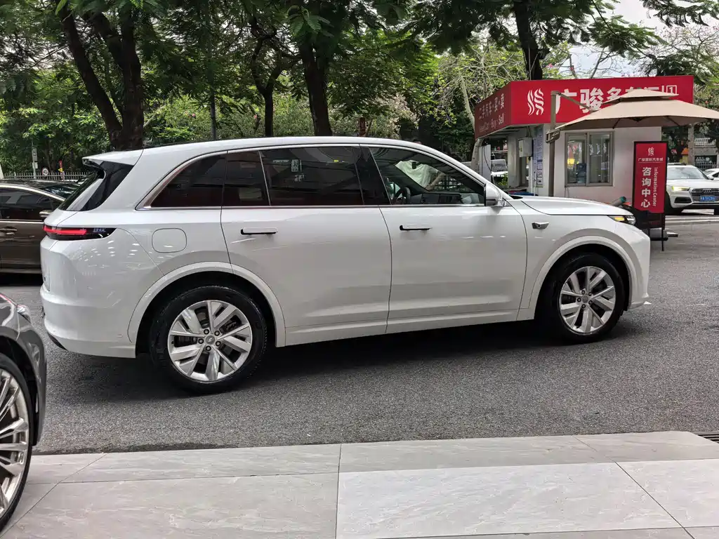 Li Auto Li L7 — миниатюра 9
