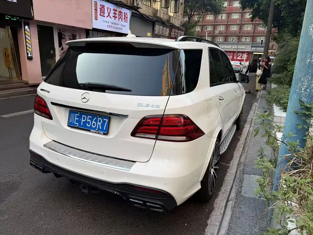 Mercedes-Benz GLE AMG — миниатюра 7