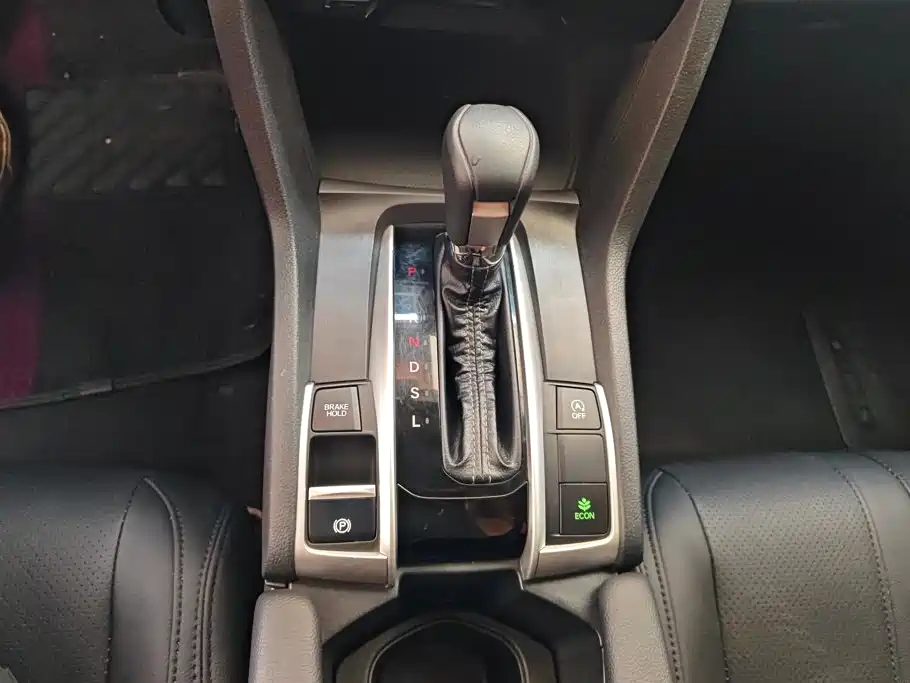 Honda Civic — миниатюра 16