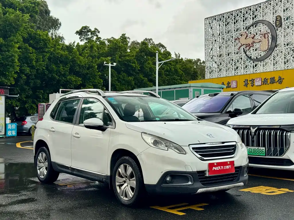 Peugeot 2008 2014 1.6L AT Fashion