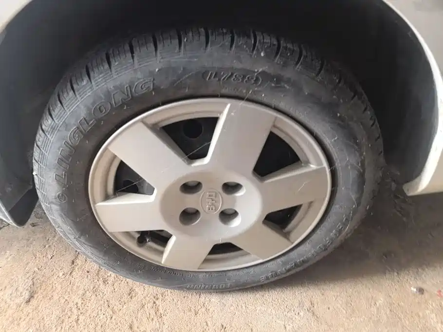BYD F3 — миниатюра 6