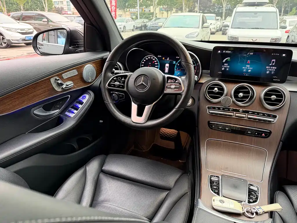 Mercedes-Benz GLC — миниатюра 11