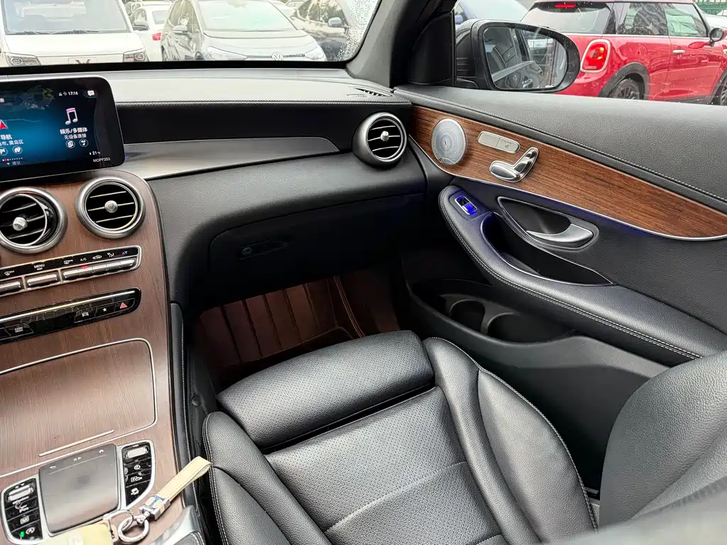 Mercedes-Benz GLC — миниатюра 10