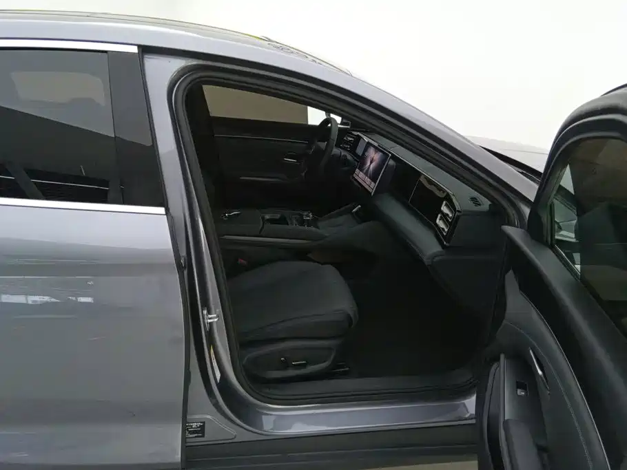 BYD Qin L — миниатюра 8