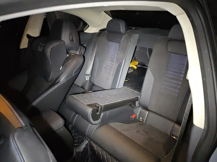 BMW 2 Series (Import) — миниатюра 11