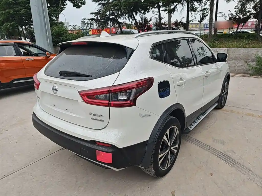 Nissan Qashqai — миниатюра 7