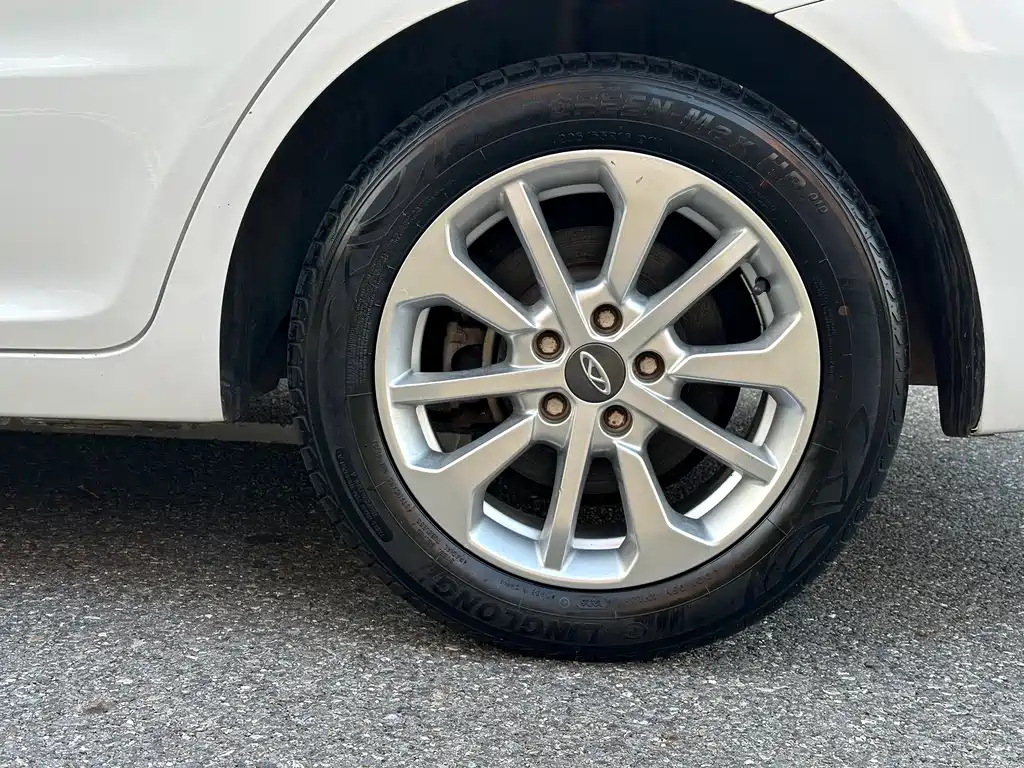 Chery Arrizo 5 — миниатюра 14