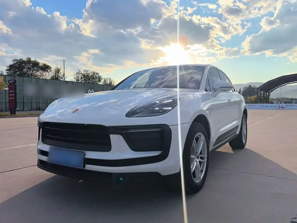 Porsche Macan — миниатюра 2