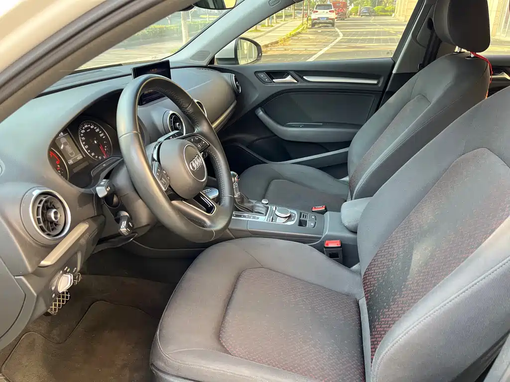 Audi A3 — миниатюра 9