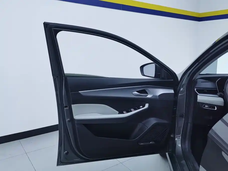 Geely Binrui — миниатюра 7