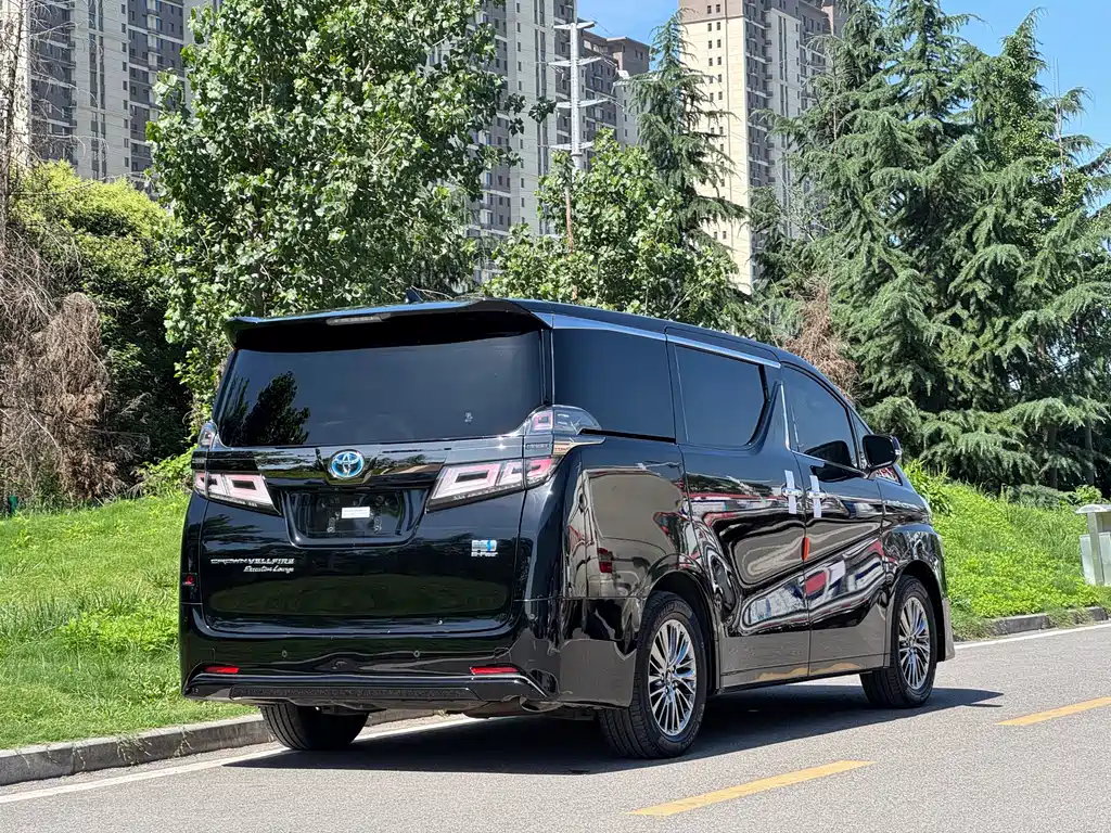 Toyota Vellfire — фотографии объявления, Фото 22