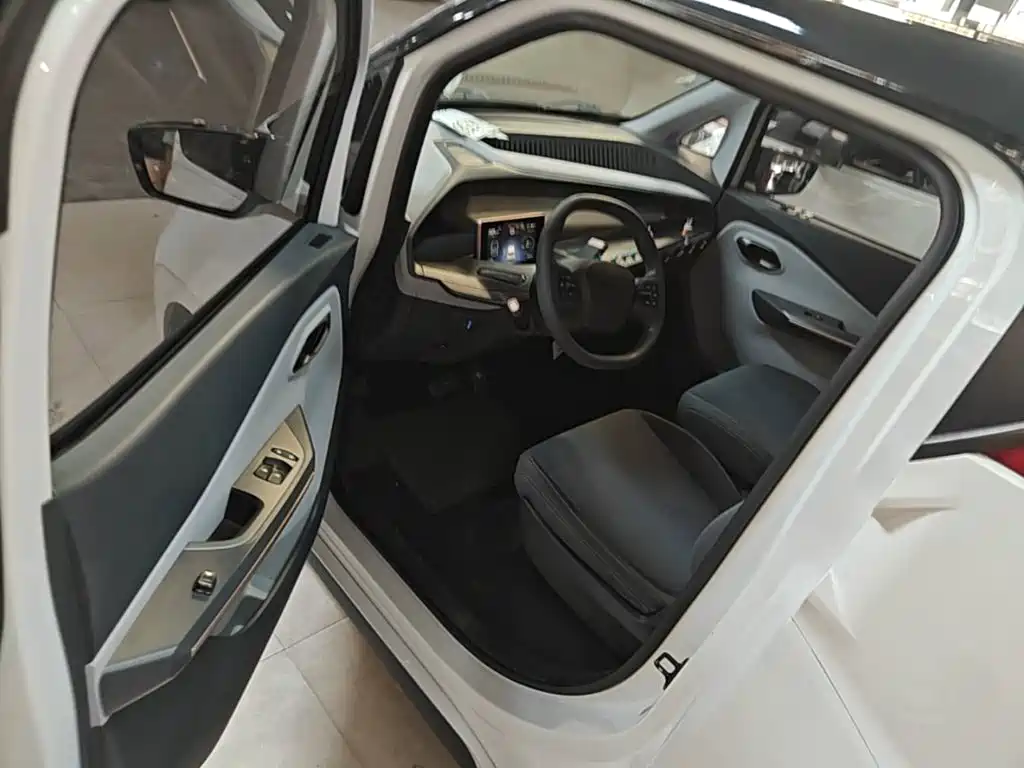Wuling Nano EV — миниатюра 16