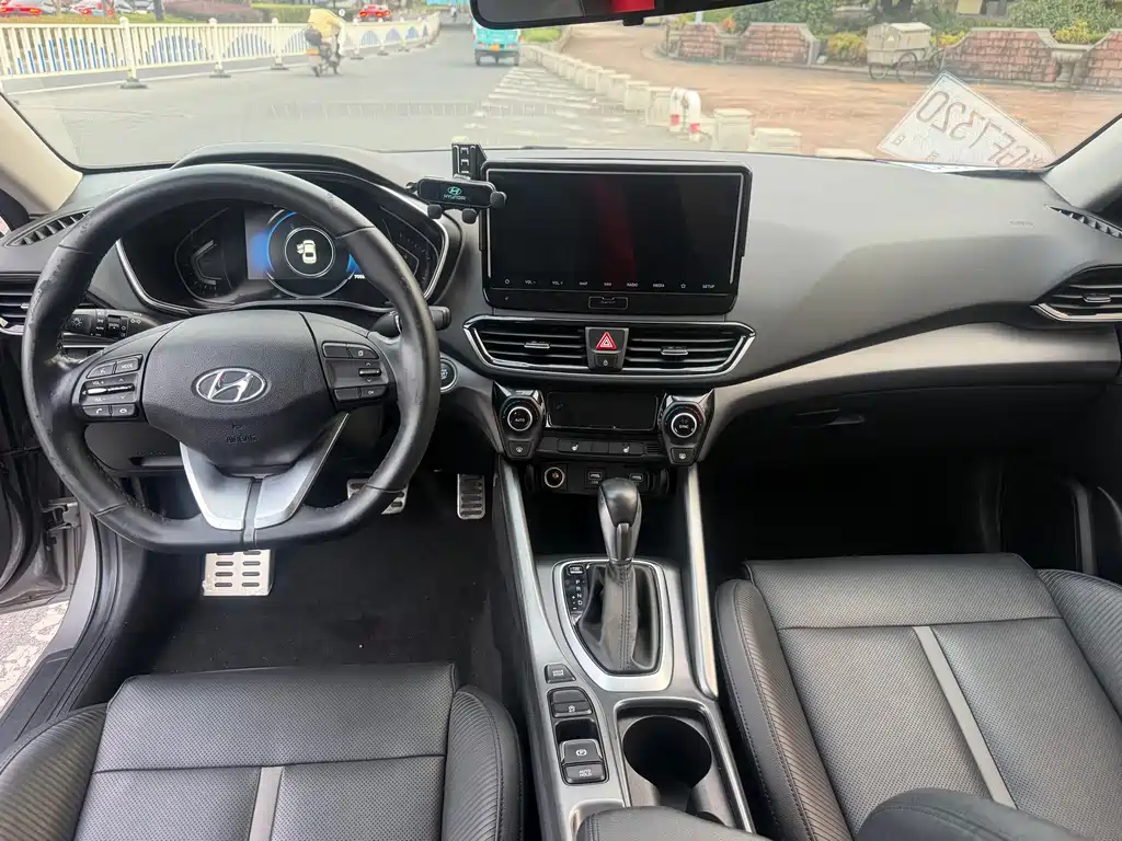 Hyundai Fista — миниатюра 9