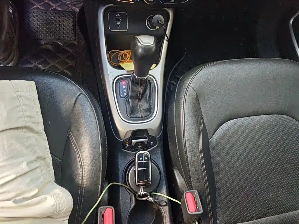 Jeep Compass — миниатюра 7