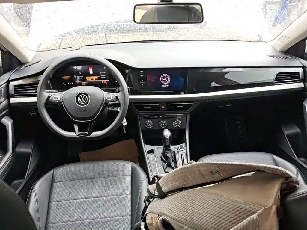 Volkswagen Lavida — миниатюра 10
