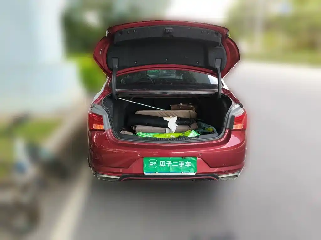 Buick Verano — миниатюра 20