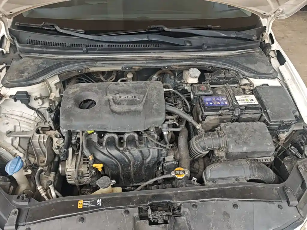 Hyundai Elantra — миниатюра 20