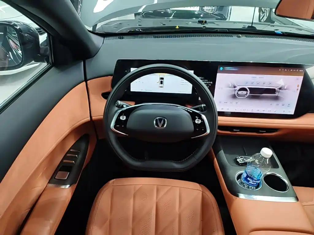 Changan Changan CS75PLUS — миниатюра 11