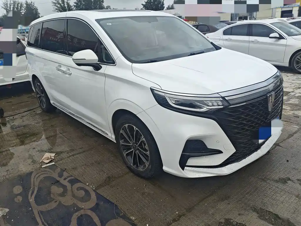 ROEWE  IMAX8