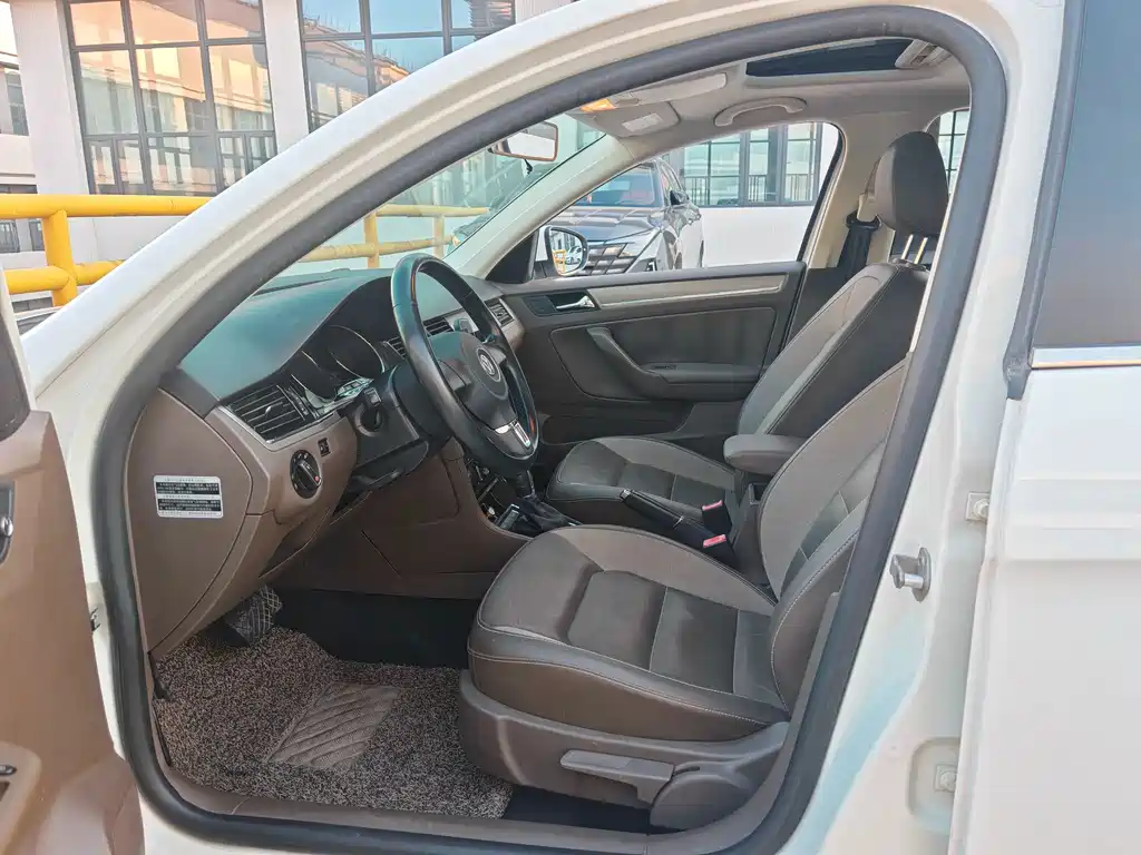 Volkswagen Bora — миниатюра 9