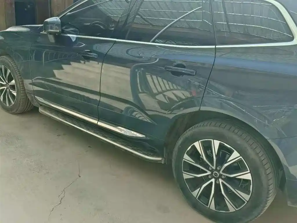 Volvo XC60 2024 B5 Luxury