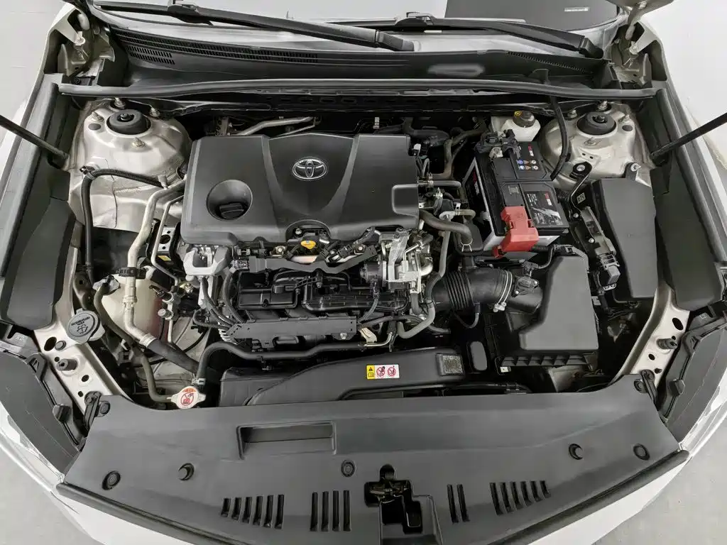 Toyota Camry — миниатюра 6