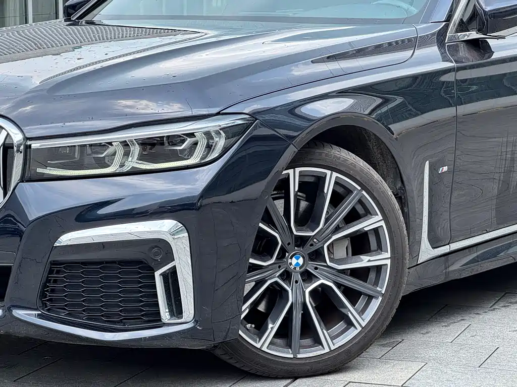 BMW 7 Series 7 2019 740Li Lead M Sport