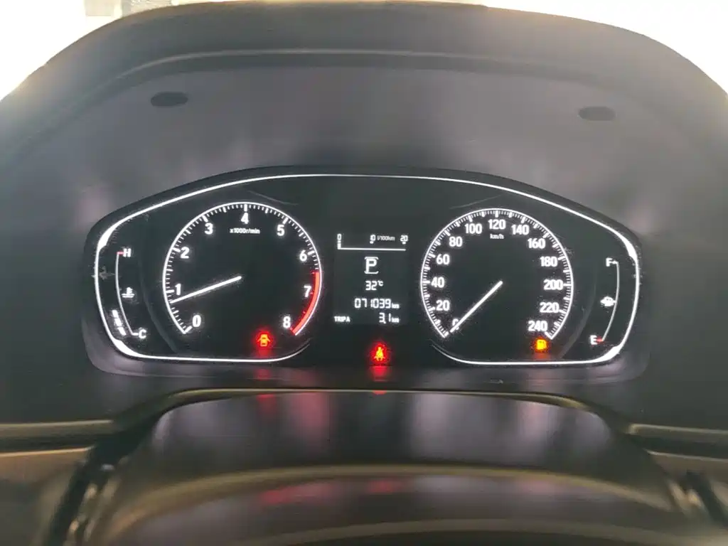 Honda Accord — миниатюра 12