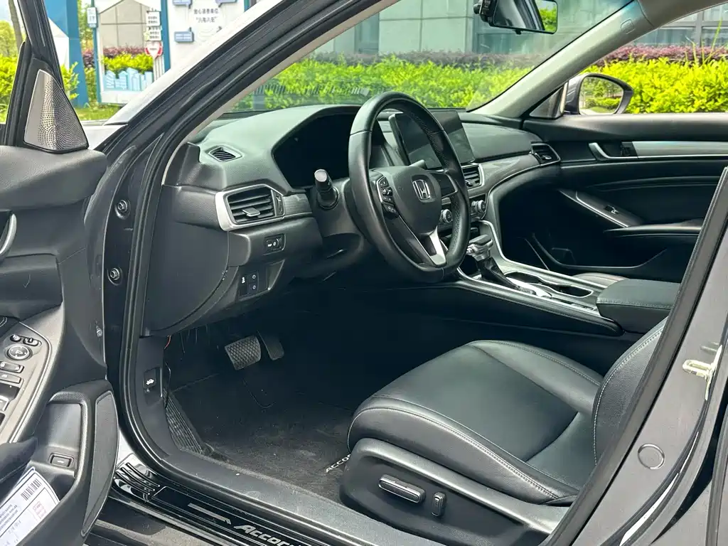 Honda Accord — миниатюра 4