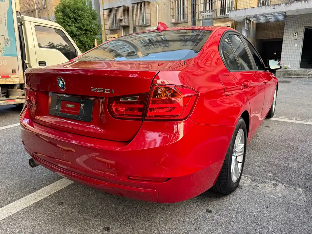 BMW 3 Series — миниатюра 5