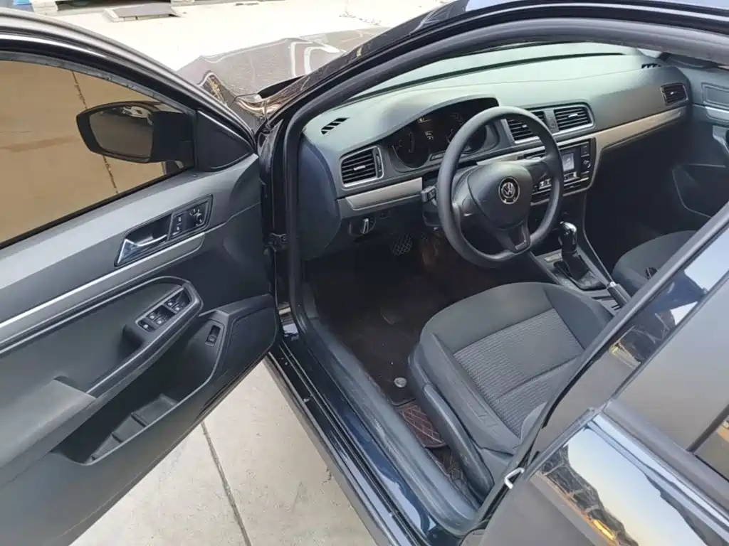 Volkswagen Lavida — миниатюра 21