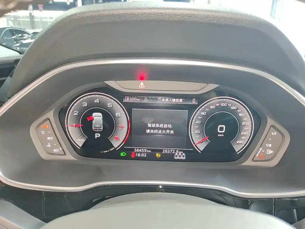Audi Q3 — миниатюра 12