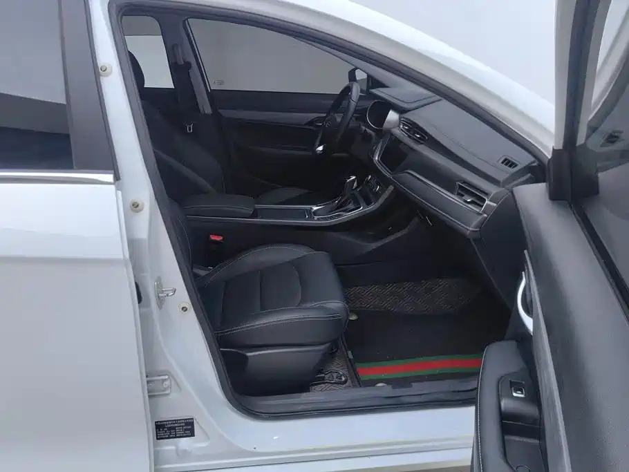 Geely Emgrand — миниатюра 8