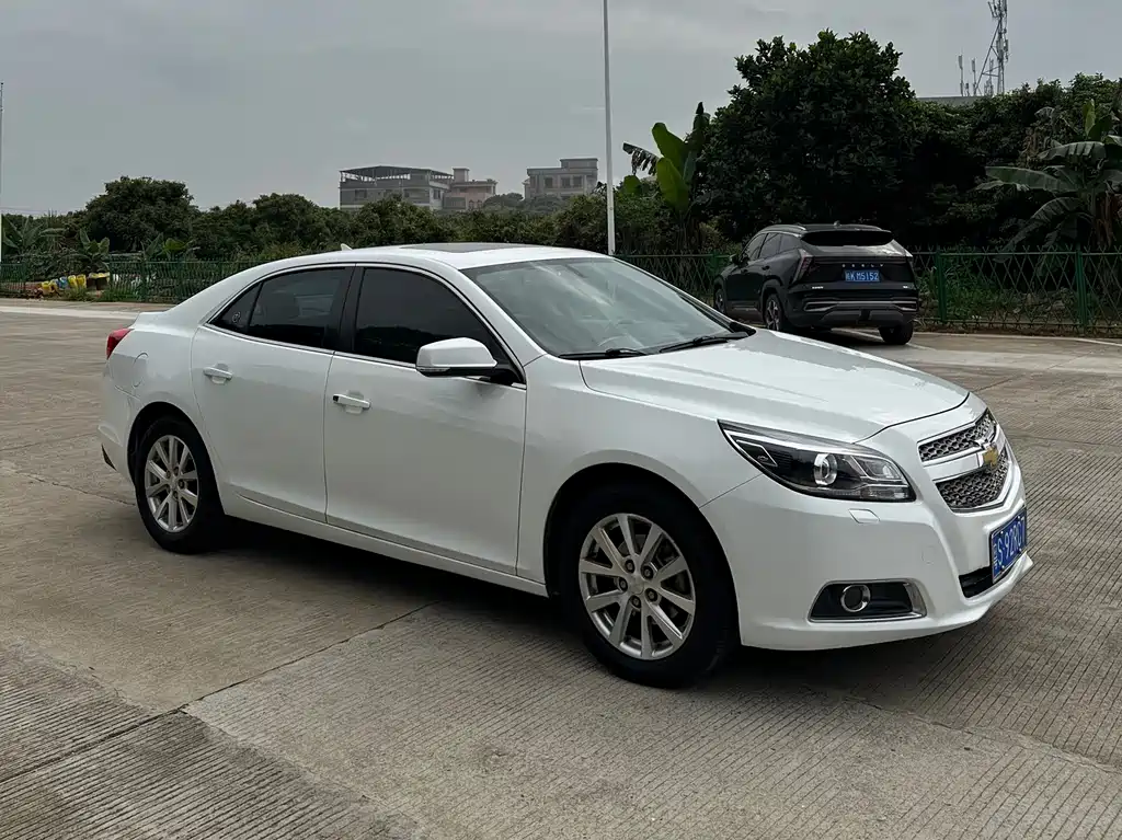 Chevrolet Malibu 2014 2.0L AT Luxury