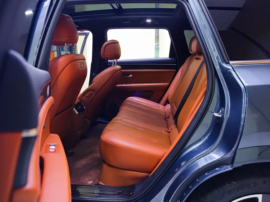 AITO ASK THE WORLD M7