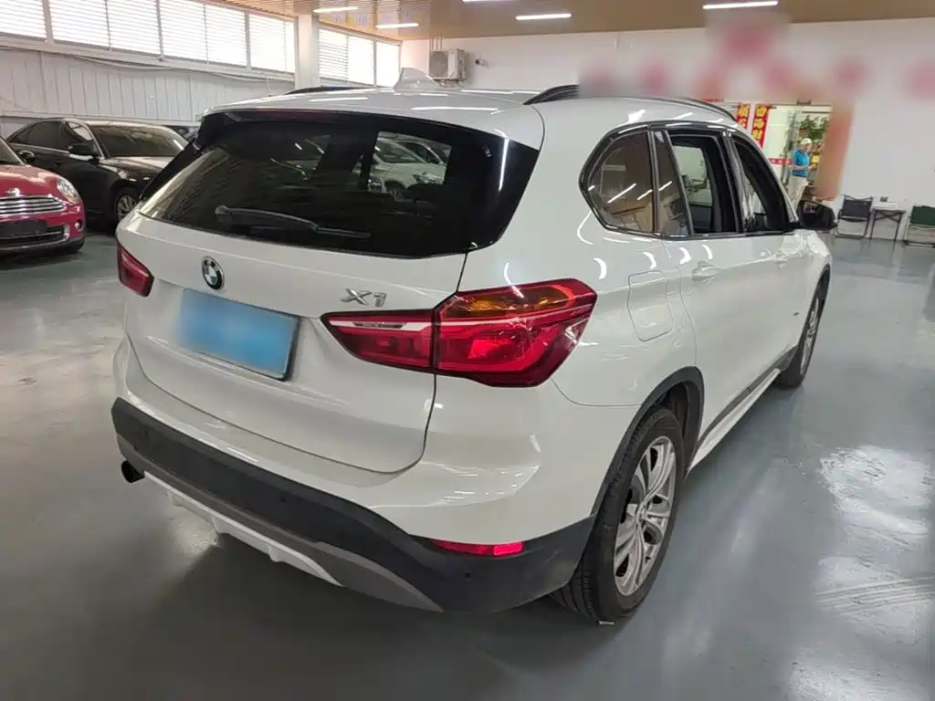 BMW X1 — миниатюра 7