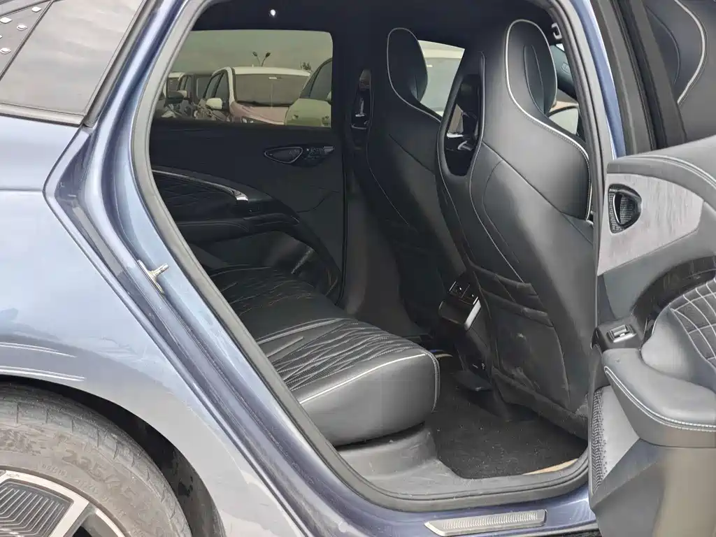 BYD Seal — миниатюра 9