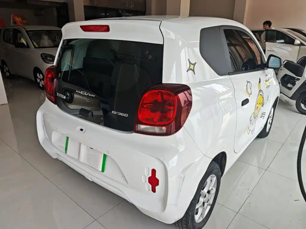 Roewe Clever — миниатюра 7
