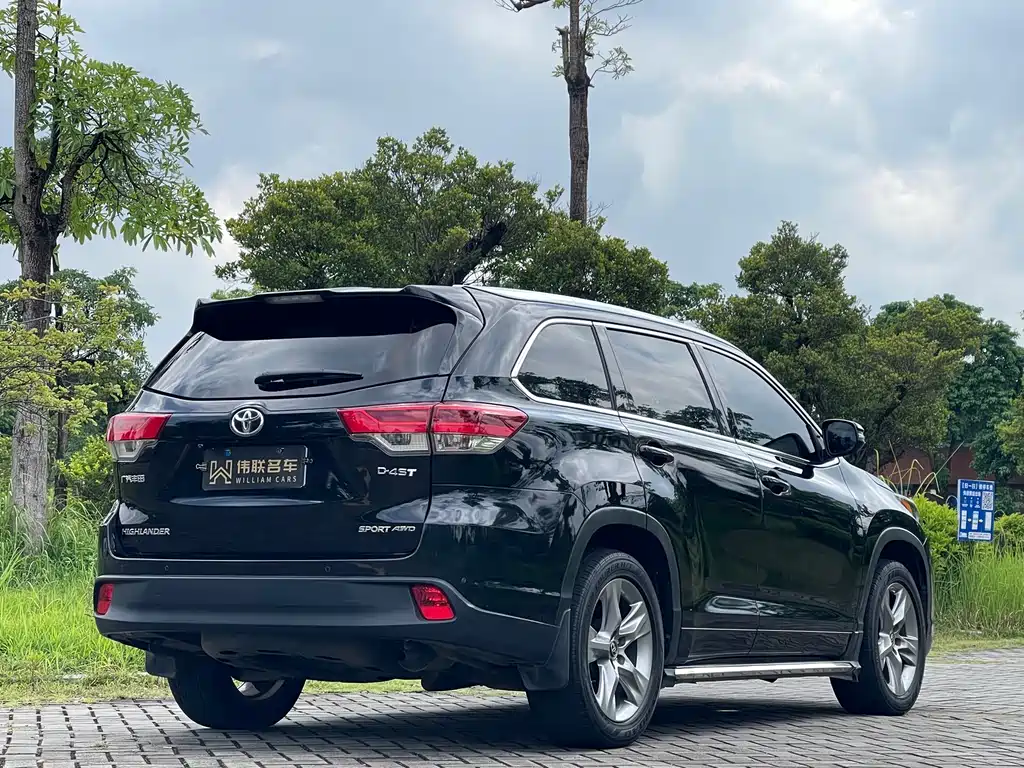 Toyota Highlander — миниатюра 6