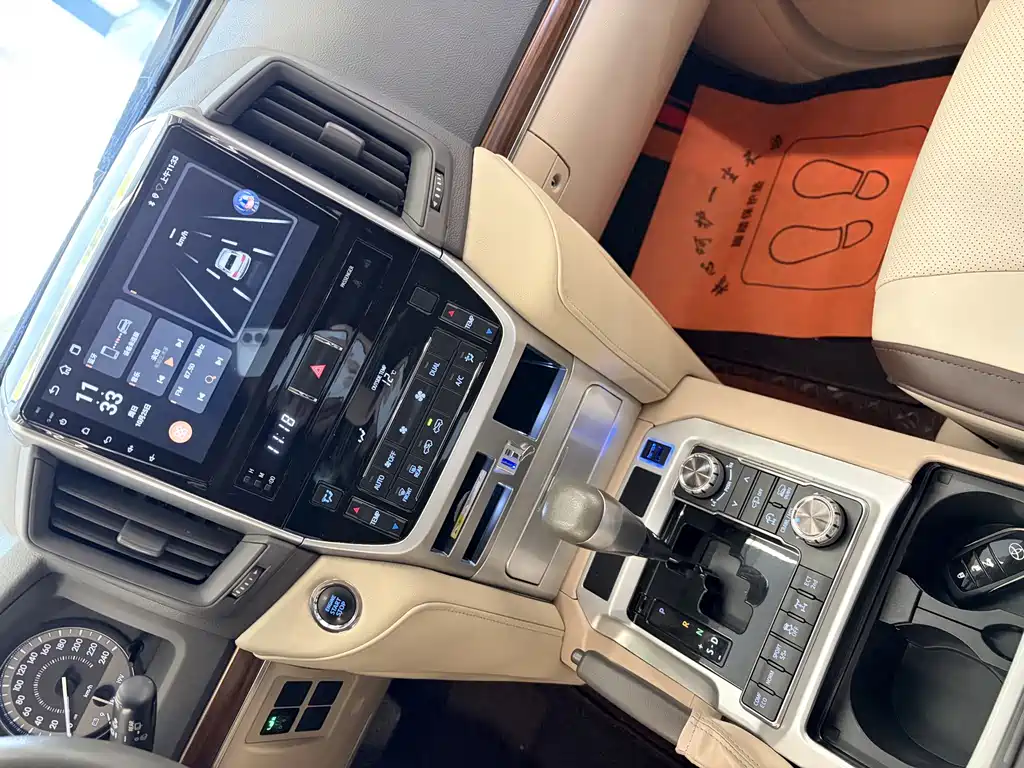 Toyota Land Cruiser — миниатюра 12