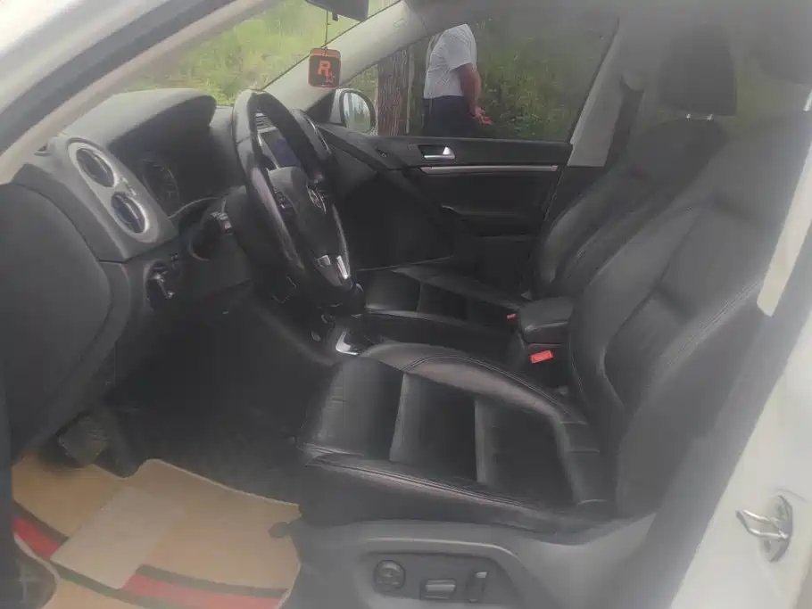Volkswagen Tiguan — миниатюра 9